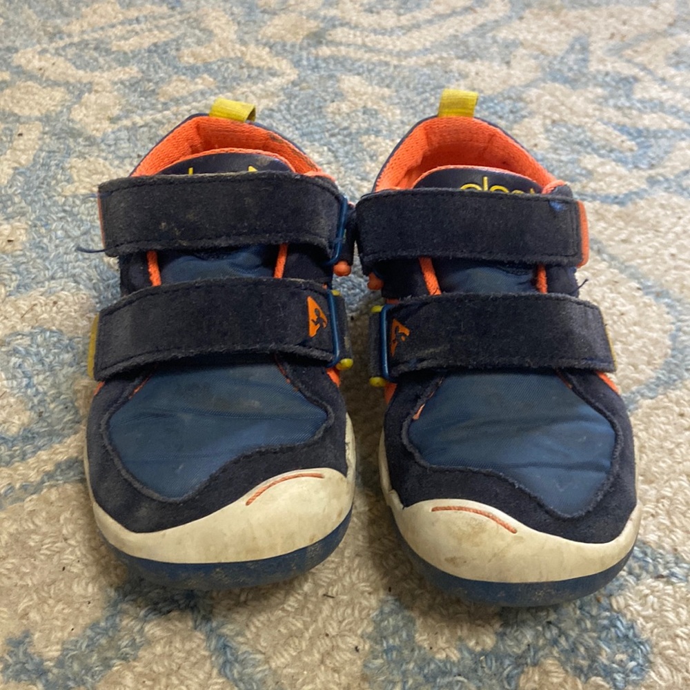 Boys sneakers